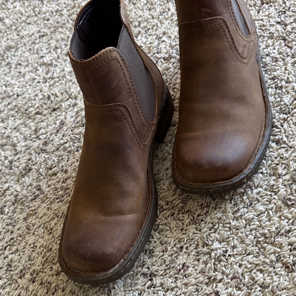Born Men's Tan Leather Ankle Boots - Picture 3 of 9